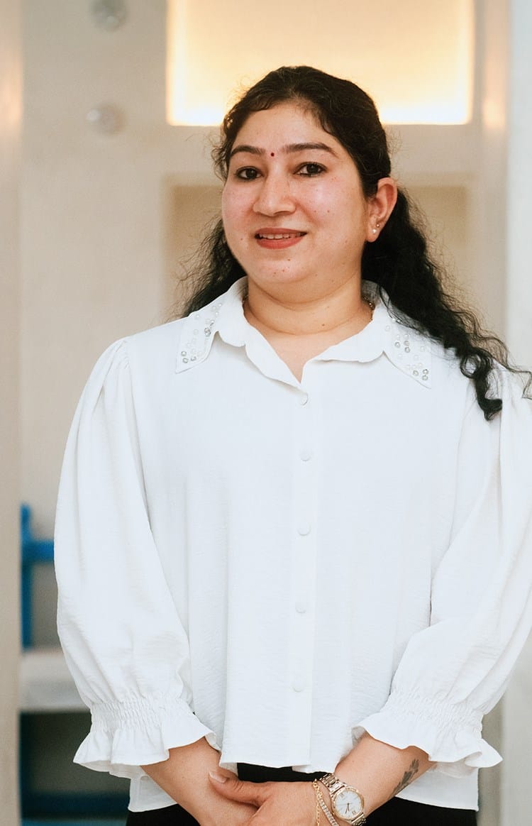 Himani Kapoor Google Guide