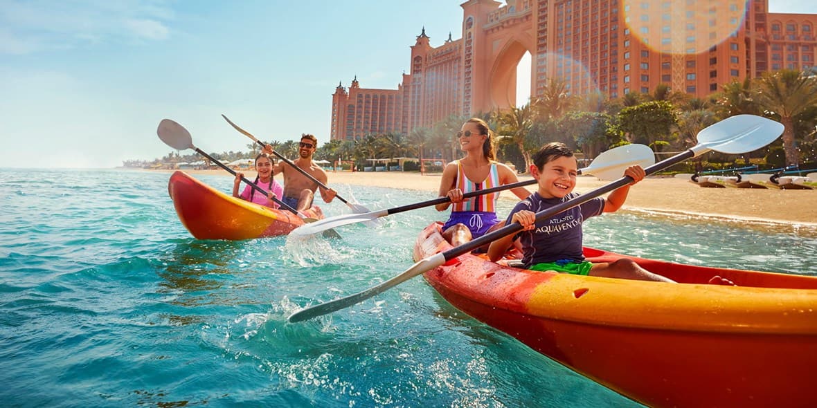 Summer in Dubai - Kayaking at Atlantis The Palm