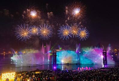 diwali fireworks celebrations dubai festival city mall