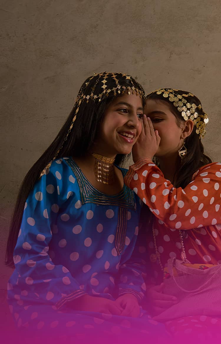 two children with their bags during hag al leila