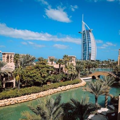 Dubai Essential