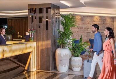 Banner Image (Desktop)