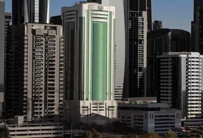 Banner Image (Desktop)