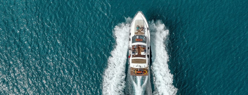 Yachting in Dubai Nakheel