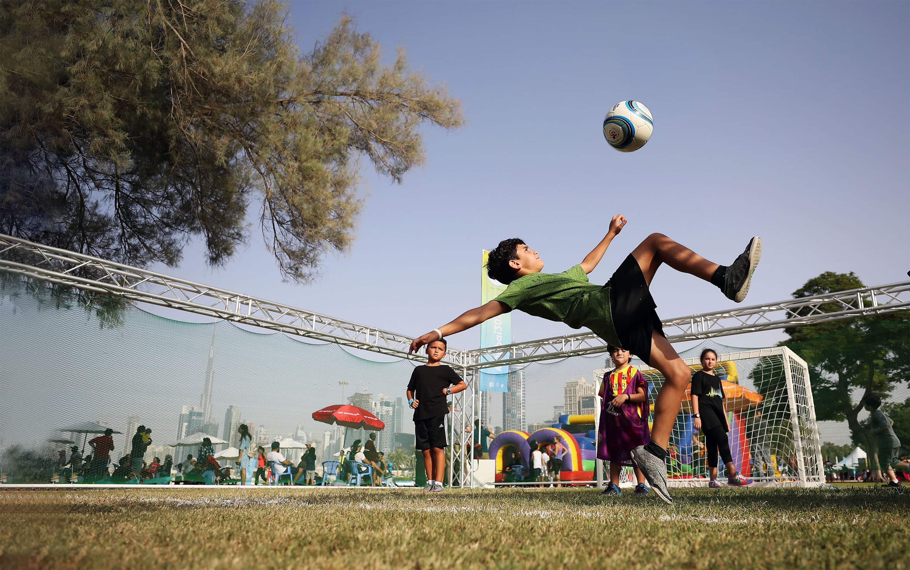 /GatherContent/article/w/where-to-play-football-in-dubai/fallback-image/where-to-play-football-in-dubai-sport-header